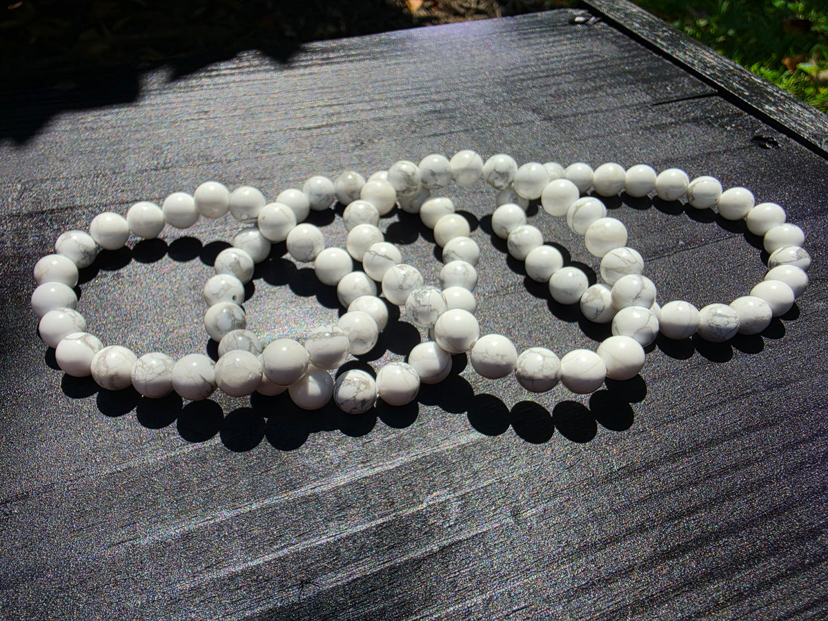 🤍🌙 Howlite Crystal Bracelet