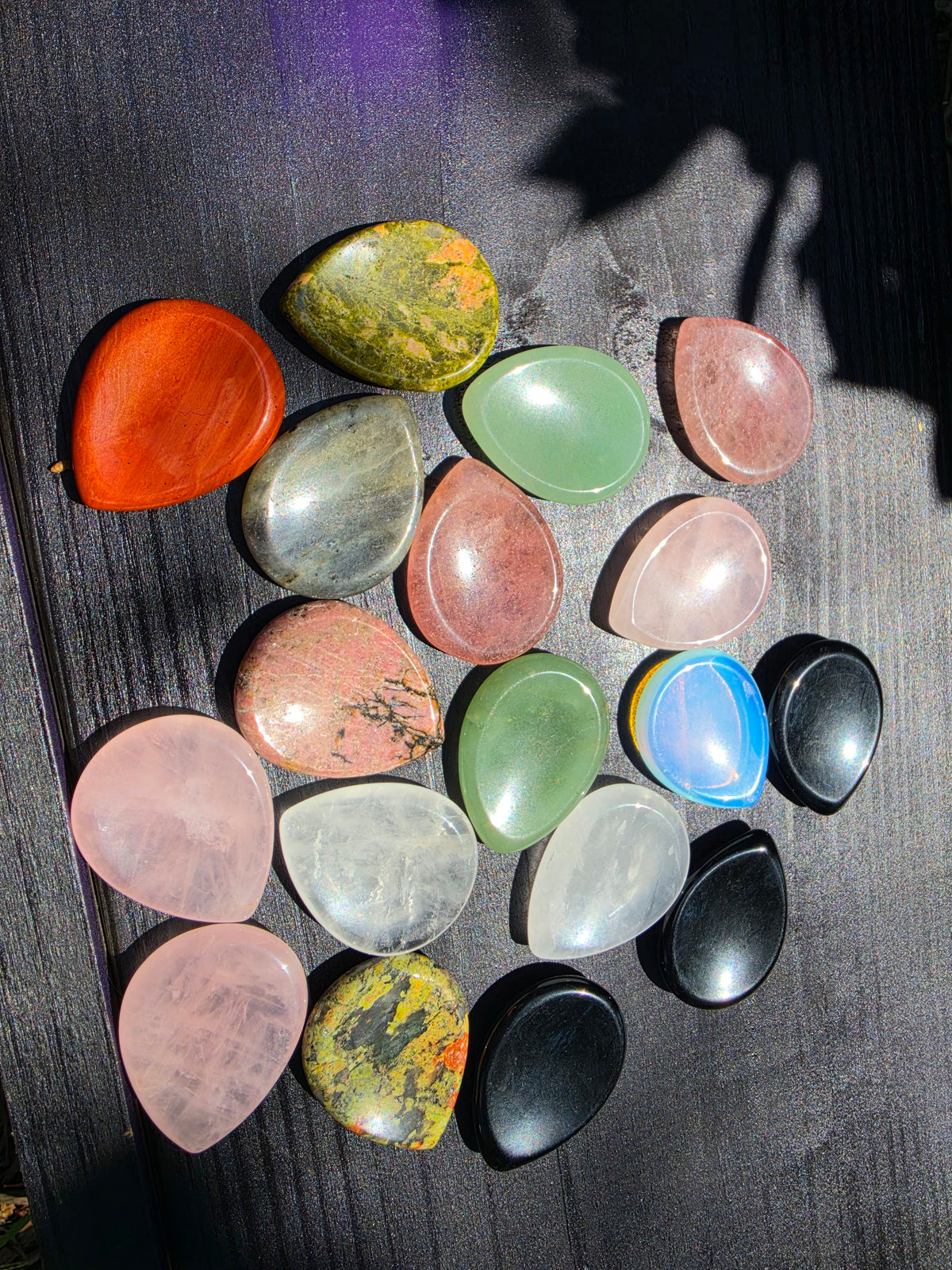 🔮✨ Mixed Crystal Worry Stone