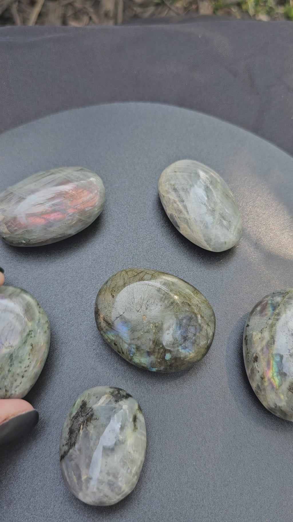 🌌✨ Labradorite Palm Stone #0185