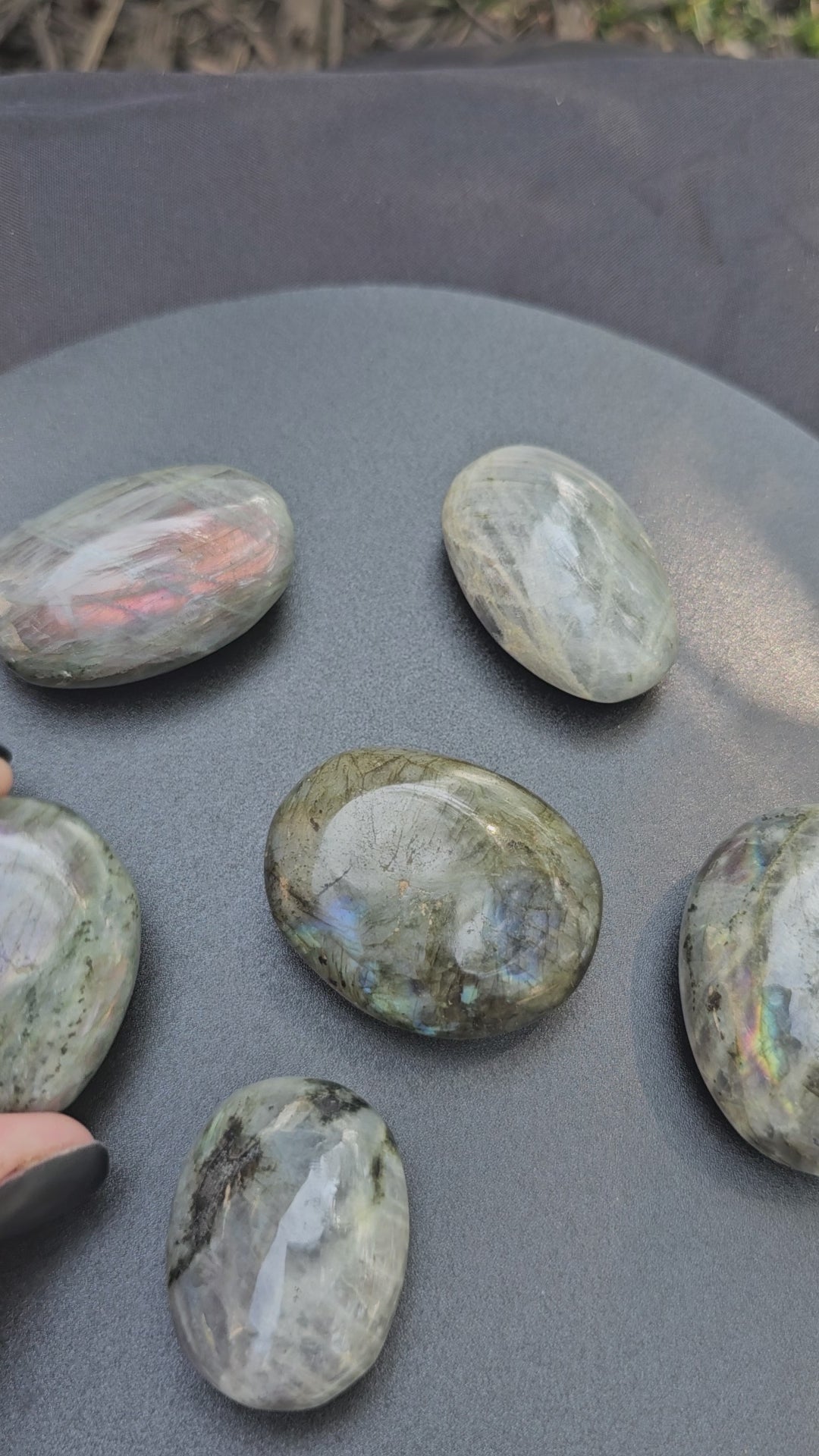 🌌✨ Labradorite Palm Stone #0185