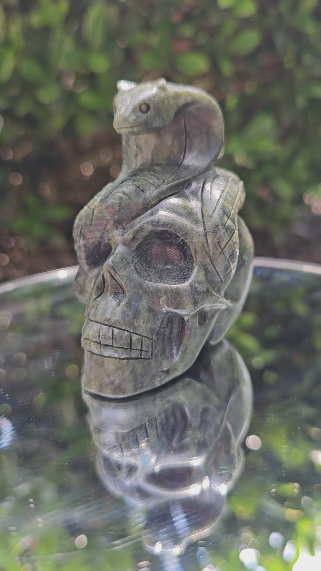 🐍 Serpentine Snake & Skull Carving 144